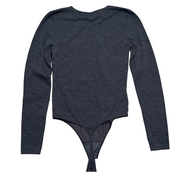 Babaton Black Shapelace Textured Long Sleeve Bodysuit Women’s Size M - Picture 5 of 11